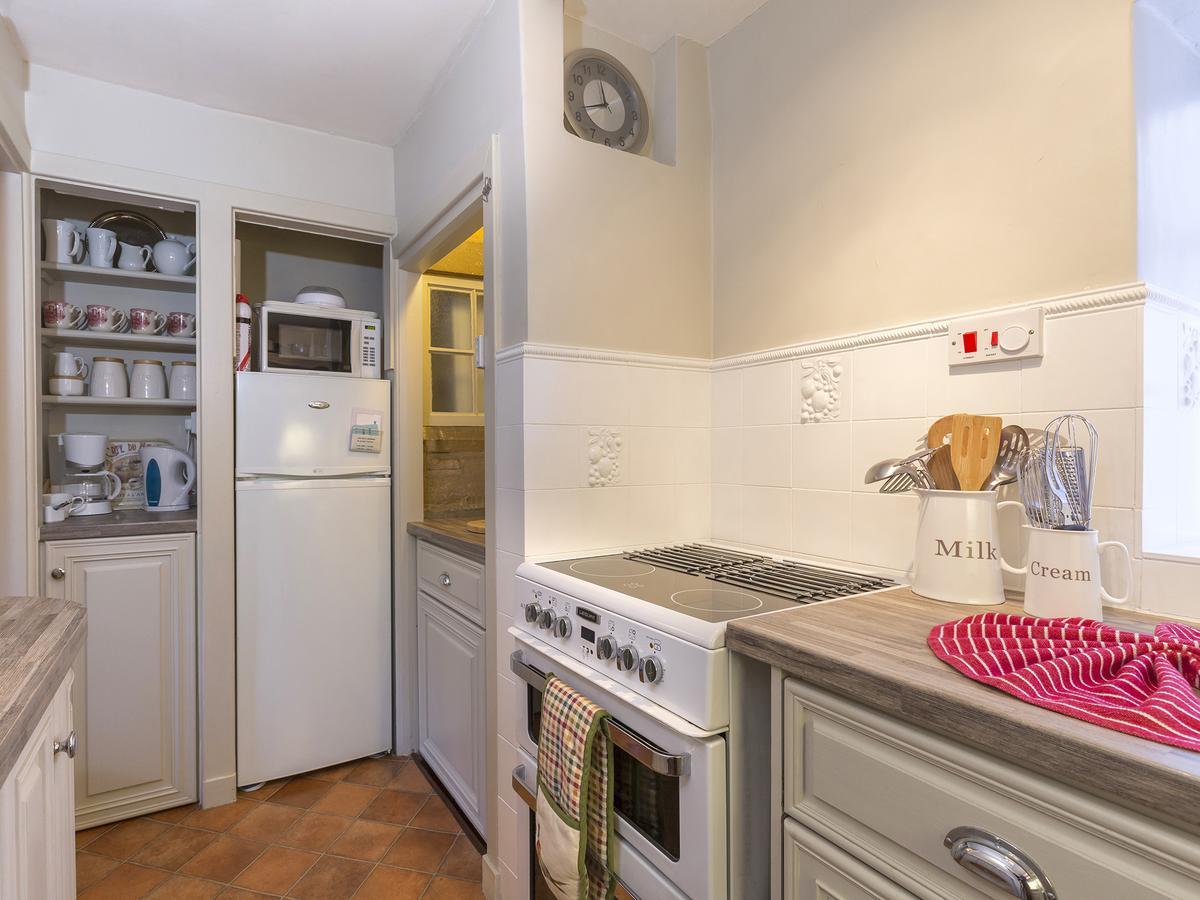 Box Cottage Broadway  Eksteriør bilde